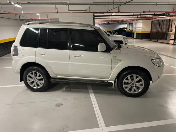 MITSUBISHI PAJERO TR4 2.0 4X4 16V 140CV FLEX 4P AUTOMÁTICO